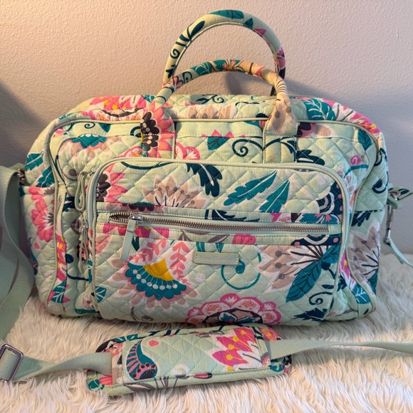 Vera Bradley Handbags - Vera Bradley Multicolor Floral Quilted Travel Bag